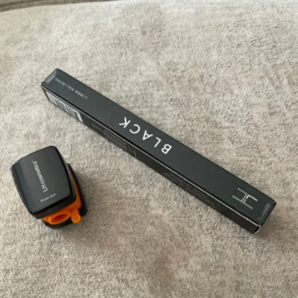 LH Cosmetics Core Crayon Black and Sharpener